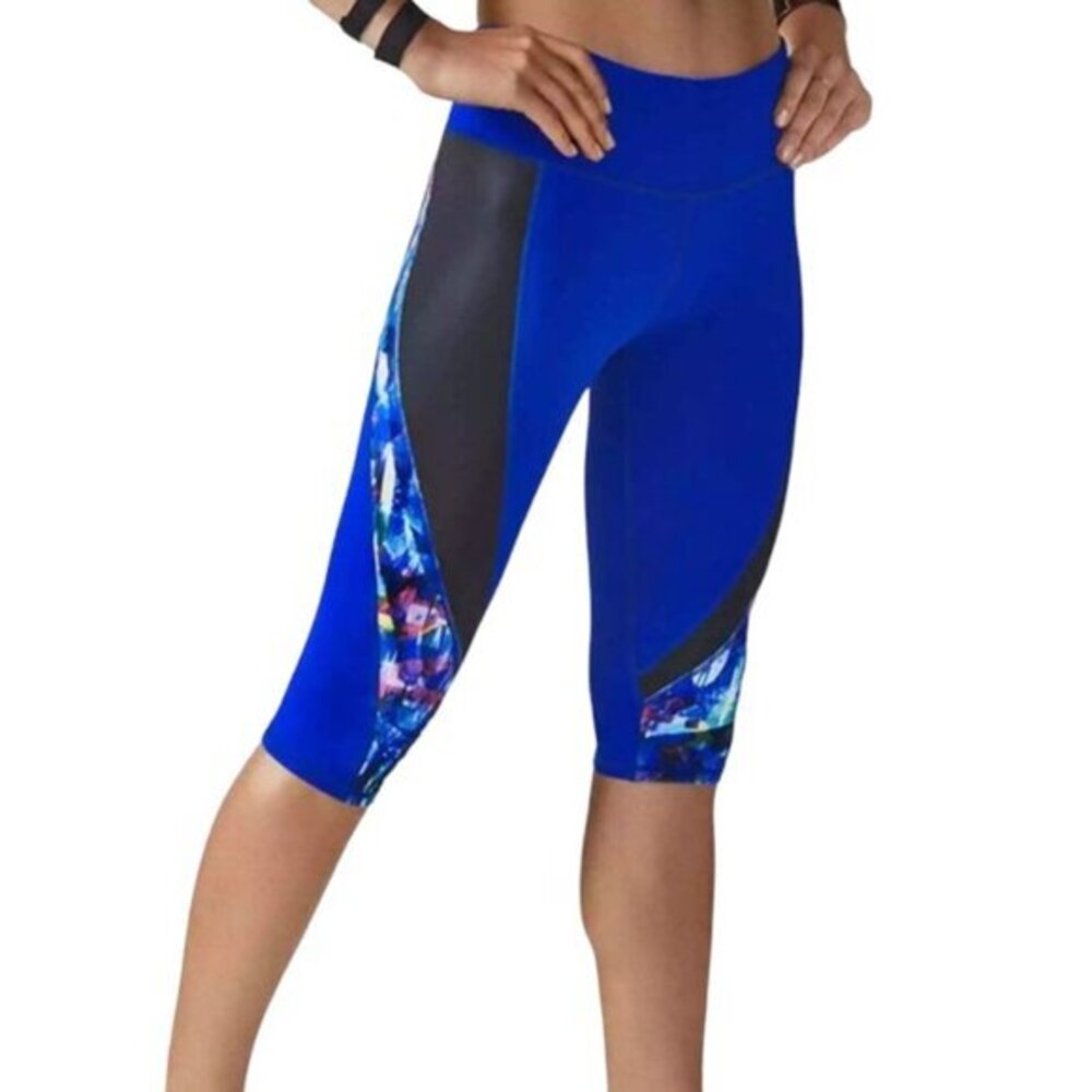 Women's Fabletics Athleisure Black Blue Navassa Crop Leggings SIze Med EUC #7614
